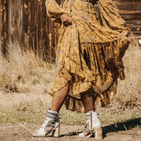 FreeBird Tiara Ice Multi Sandals size 8 - Picture 2 of 12